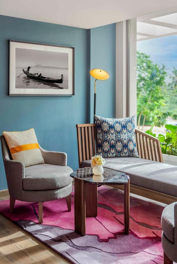 Vivanta Goa, Miramar 5*